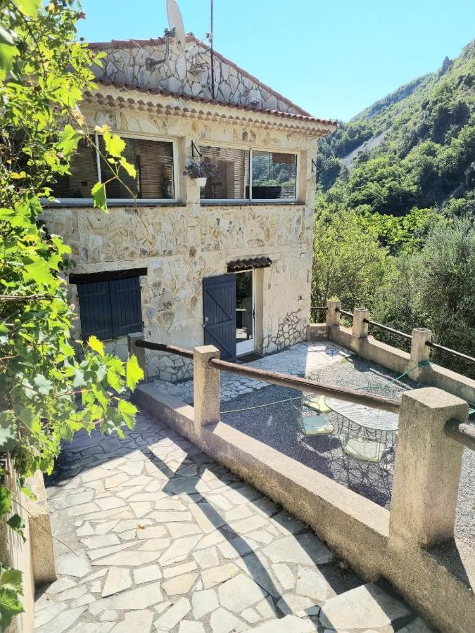Bouyon Appartement 3 Pieces Dans Maison Individuelle Entre Mer Et Montagnes מראה חיצוני תמונה